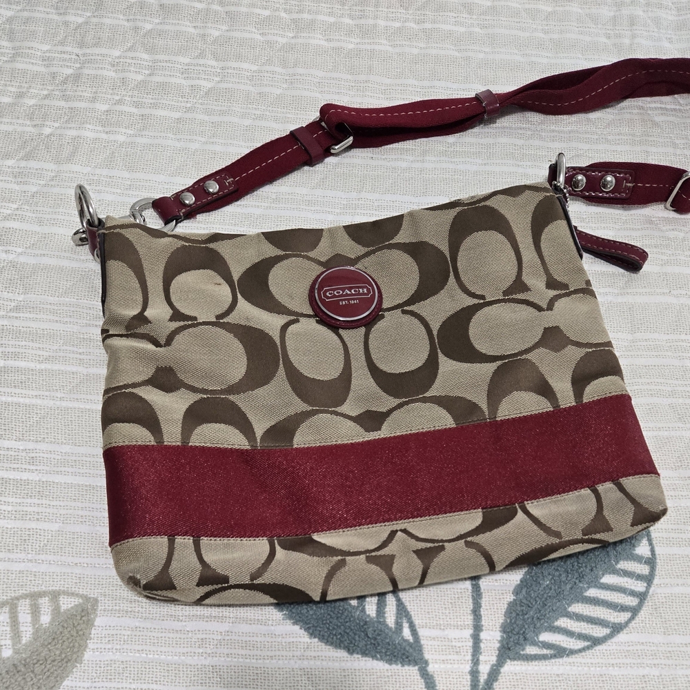 Coach Tan and Red Women's Bag